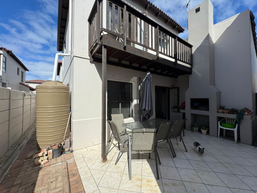 3 Bedroom Property for Sale in Royal Ascot Western Cape